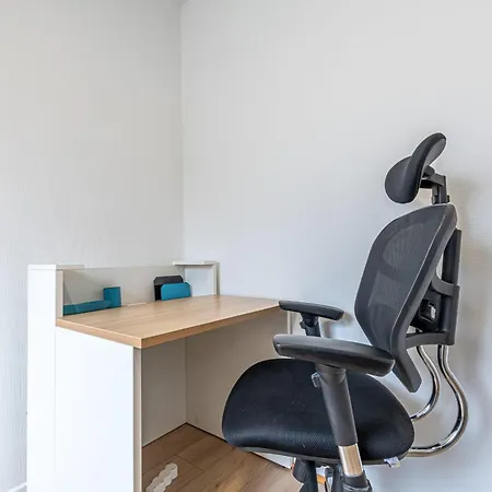 Les Trois Frontieres Apartment *